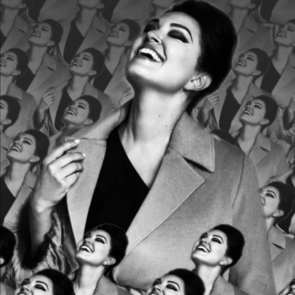 Meet your Posher, Justine - Picture 3 of 6